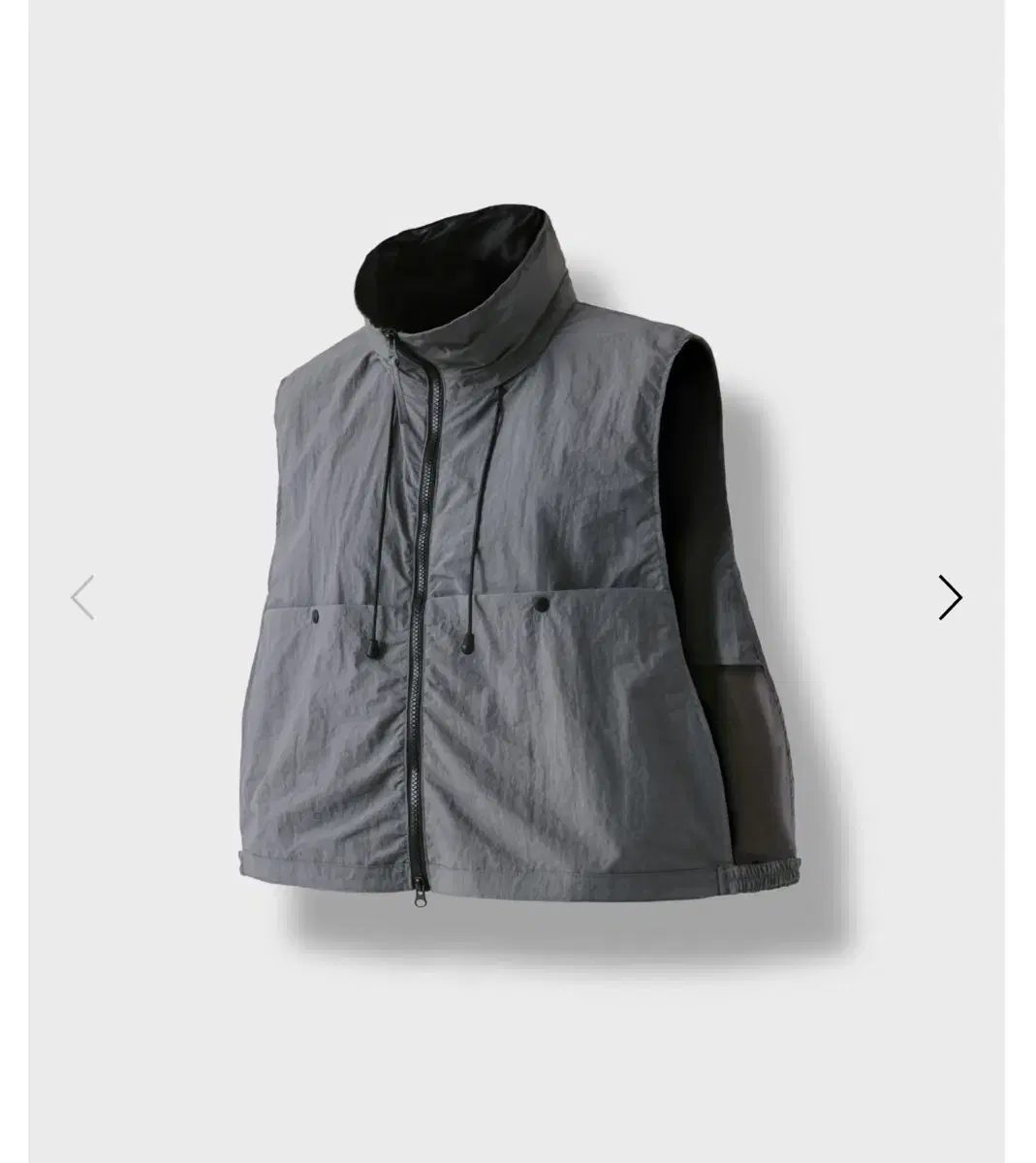 앵글런 Nylon Hidden Hood Crop Vest - Grey